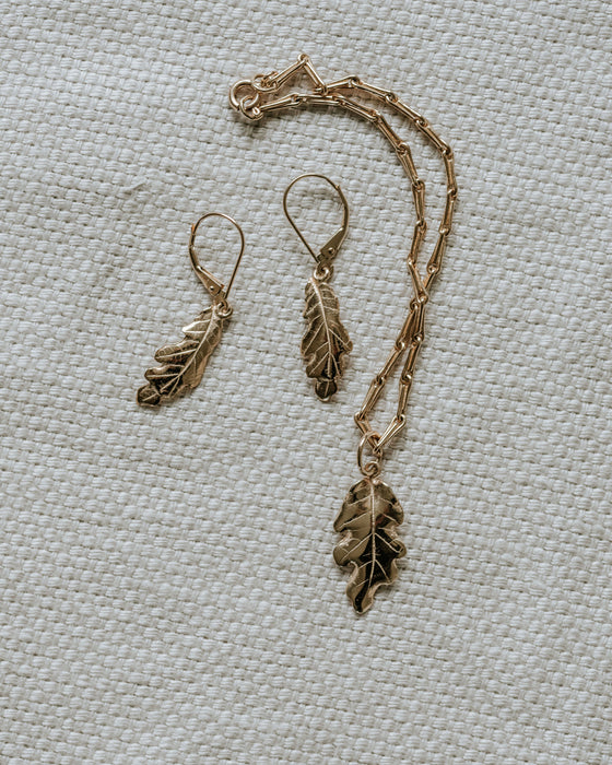 Mini Oak Leaf - Gold Bracelet